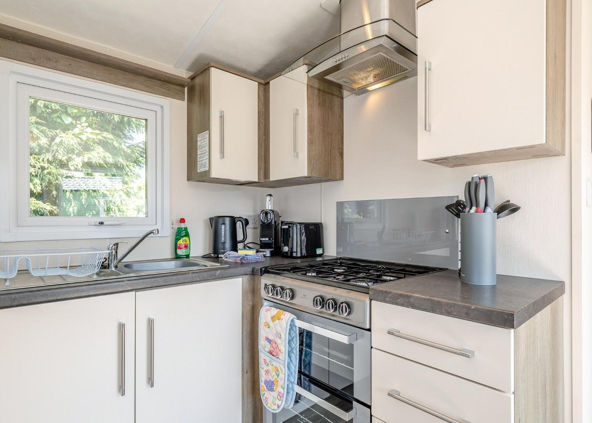 Longnor Wood Holiday Park Exterior foto