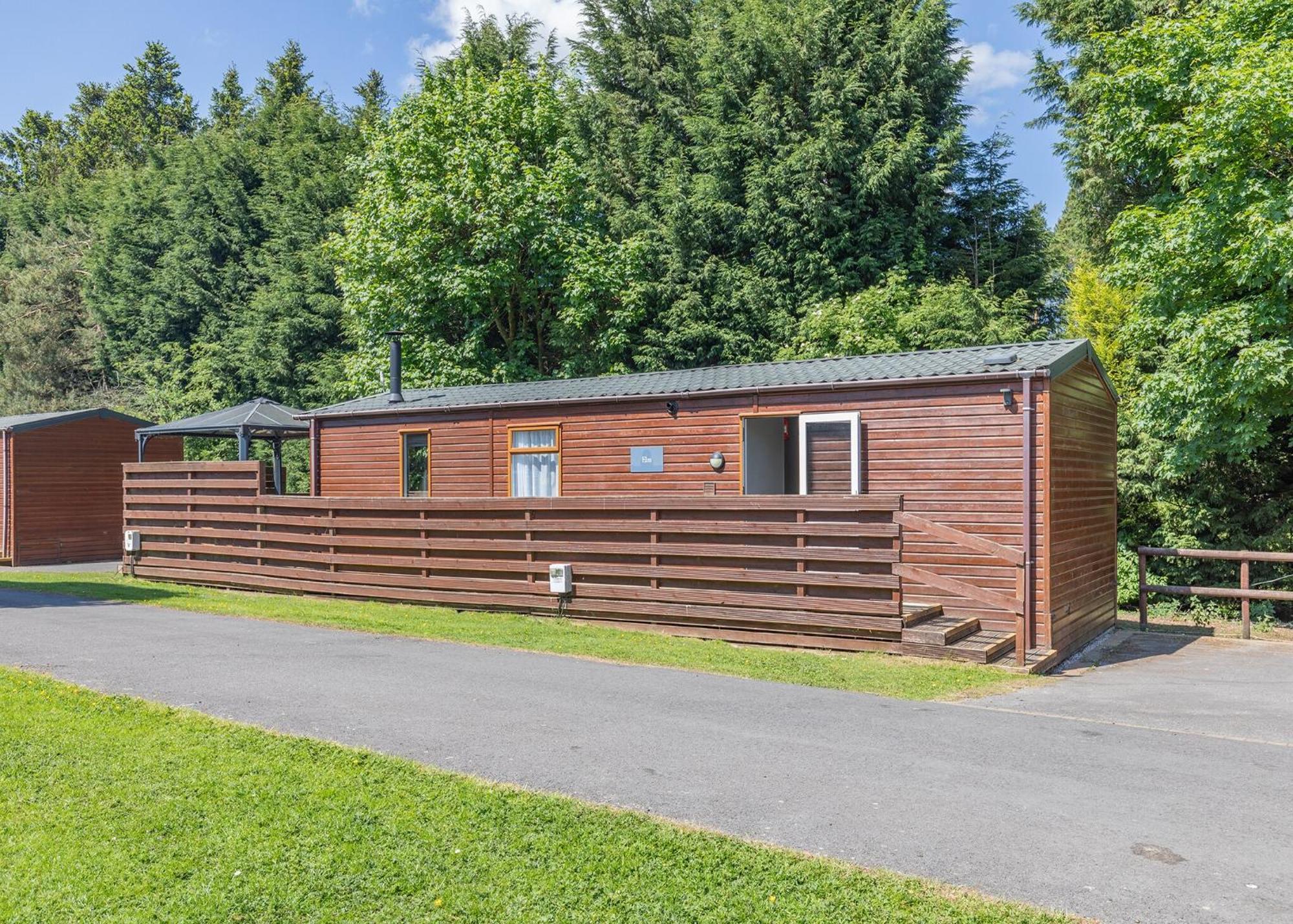 Longnor Wood Holiday Park Exterior foto