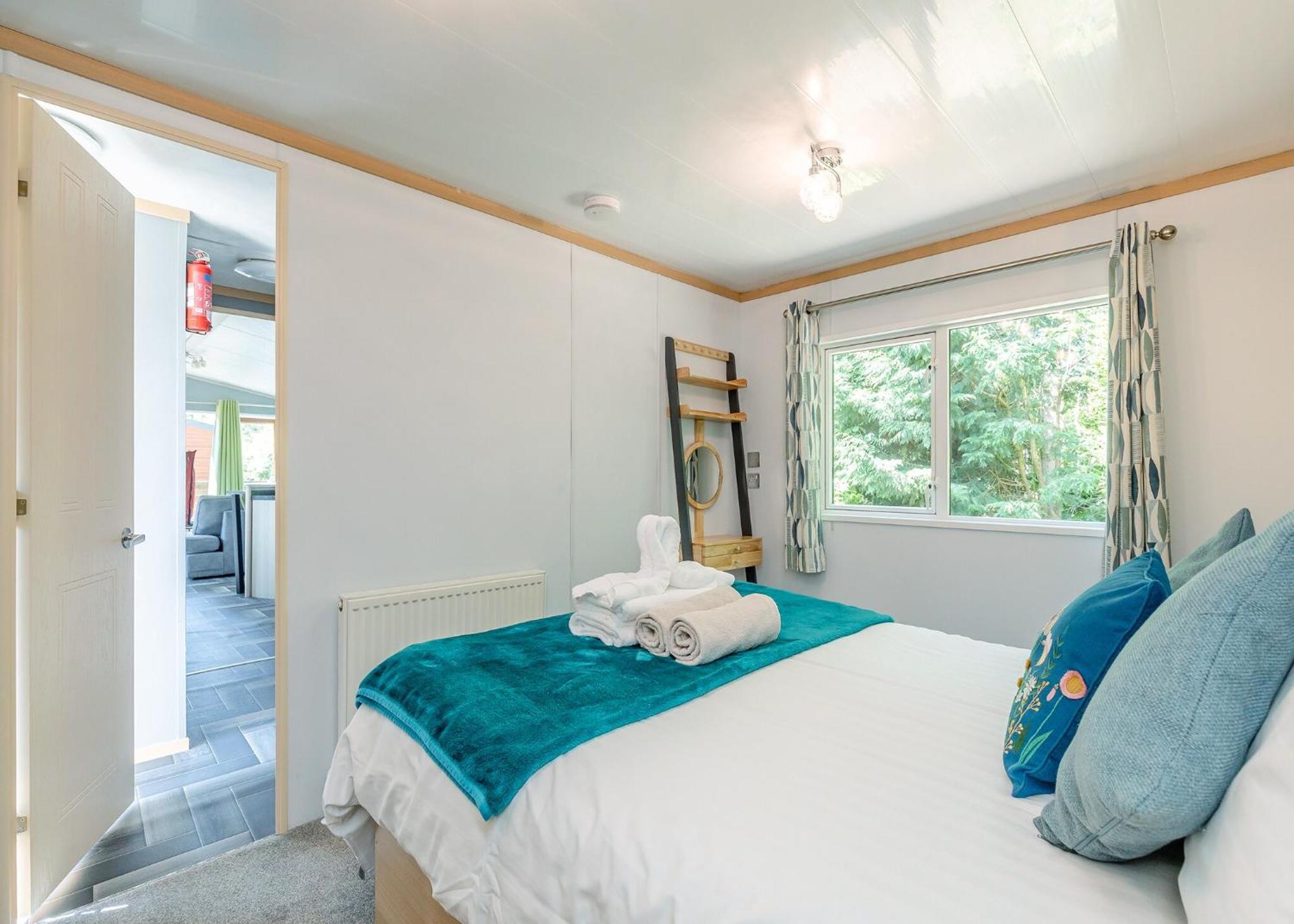 Longnor Wood Holiday Park Exterior foto